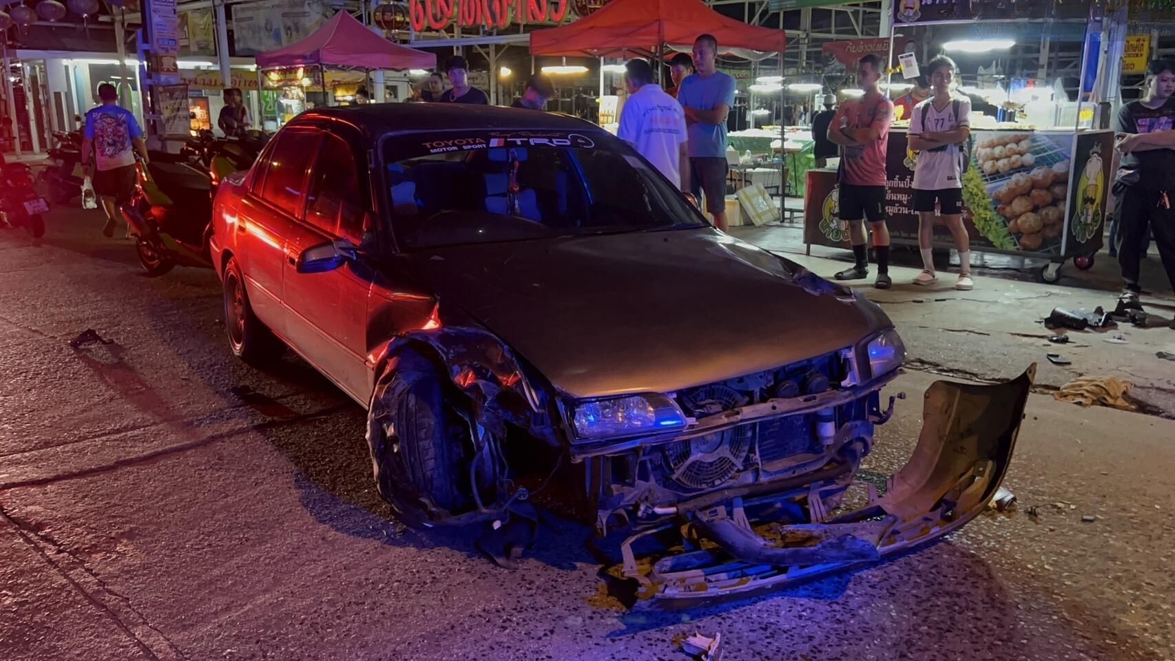 Форсаж в Паттайе: доставка прервалась из-за столкновения "тормозом" и шеей