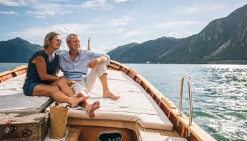 Британские эмигранты были обнаружены в Таиланде, поскольку Великобритания расследует пенсионное мошенничество