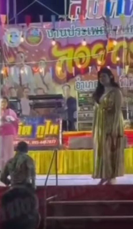 Метамфетамин бросили на сцену на конкурсе красоты в Каласине (видео)