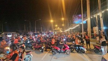 Мототакси создали пробку на дорогах во время концерта в Паттайе