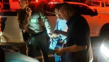 Мужчина из Таиланда заявил, что потерял сознание после того, как проехал 30 км с телом на крыше