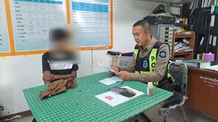 Мужчина под кайфом от метамфетамина разбился, убегая от полиции на шоссе Супханбури