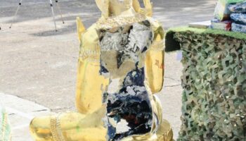 Накхонпханом: Изъяты наркотики, обнаруженные спрятанными в статуях Будды