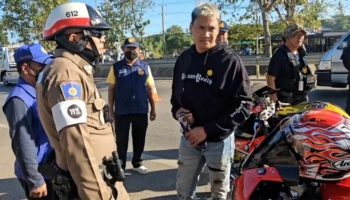 Полиция Пхетчабуна задержала 722 человека в ходе разгона банды мотоциклистов