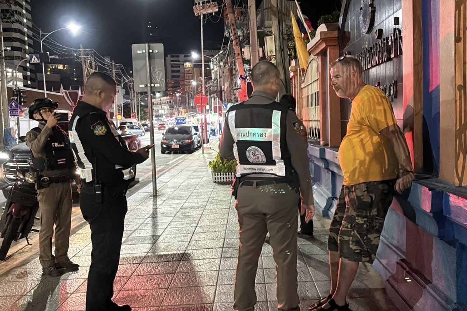 Шведский турист потерял 42 000 фунтов стерлингов из-за вора в Паттайе