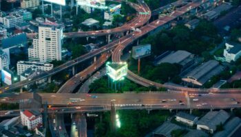 Экономика Таиланда восстанавливается, но эксперты предупреждают о рисках роста