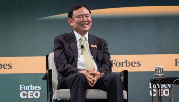 Экс-премьер предлагает реформы в условиях глобальных изменений