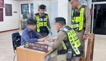 Афера со знакомствами: тайский сорванец арестован за кражу пикапа и телефона