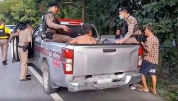 В провинции Анг Тонг мужчина напал на соседа с мачете