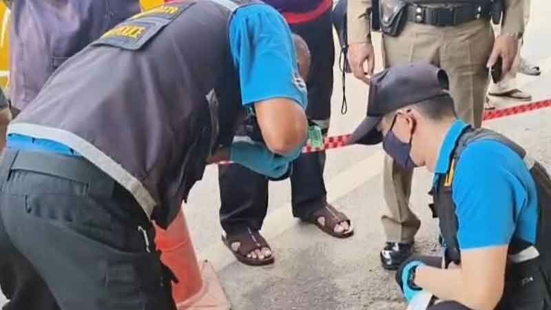 В результате вооруженного нападения на магазин цыплят-гриль в Прачинбури погибли трое человек