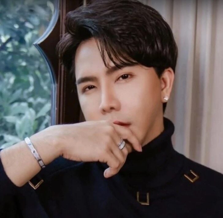 Заключенный в тюрьму генеральный директор iCon заявляет о своей невиновности, несмотря на 10 тысяч жалоб