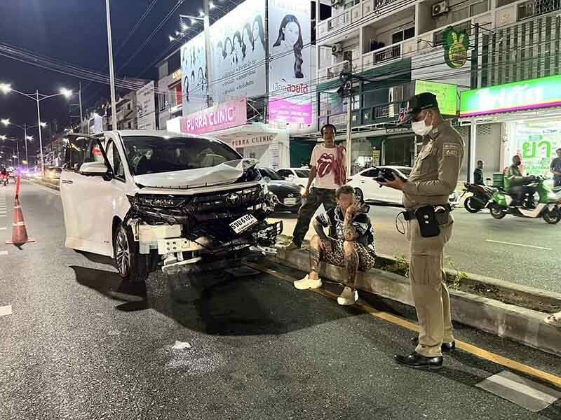 Китаец, обвиняемый в аварии со смертельным исходом в Паттайе, приклеился к телефону