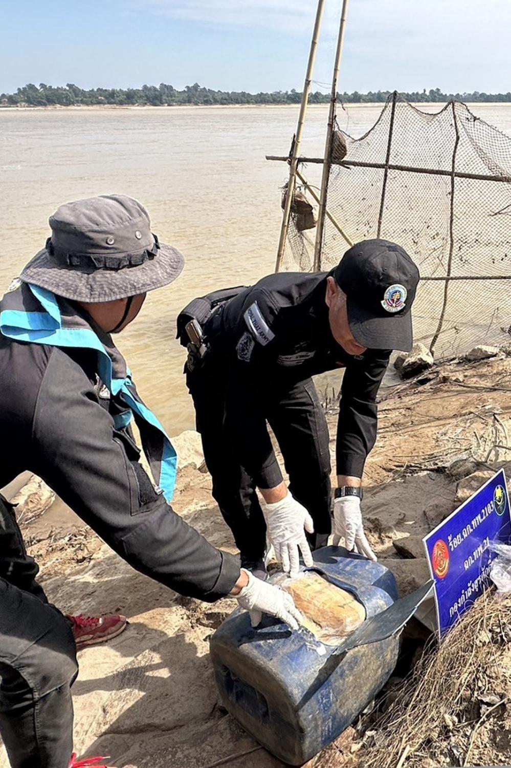 Контрабандисты наркотиков меняют тактику