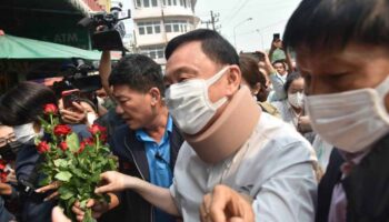 Медицинский совет расспрашивает больницу о болезни Таксина