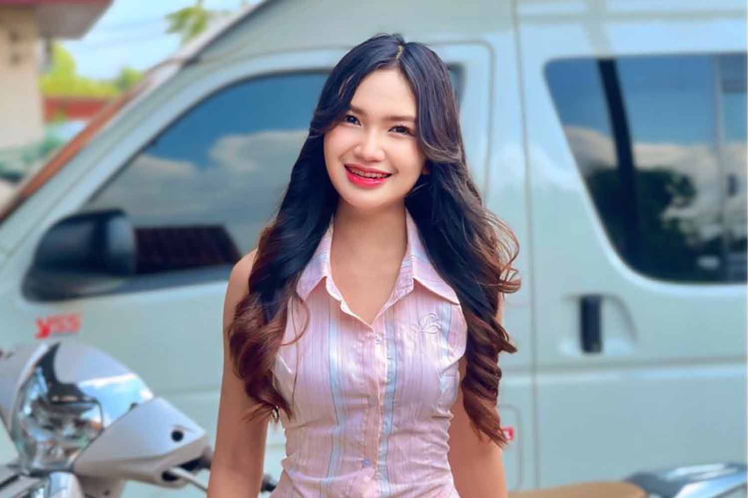 Молодая певица умерла от заражения крови после массажа