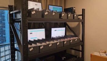 Обыск в Бангкоке: 6 китайцев арестованы с 200 тысячами сим-карт