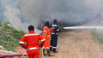 Пожар на горе с ветряками произошел в Раваи