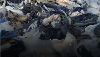 Поиски подошвы: местные жители бегут за подержанной обувью, оставленной в парке