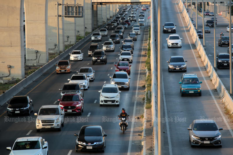 Правительство продлит новогоднюю кампанию по обеспечению безопасности дорожного движения
