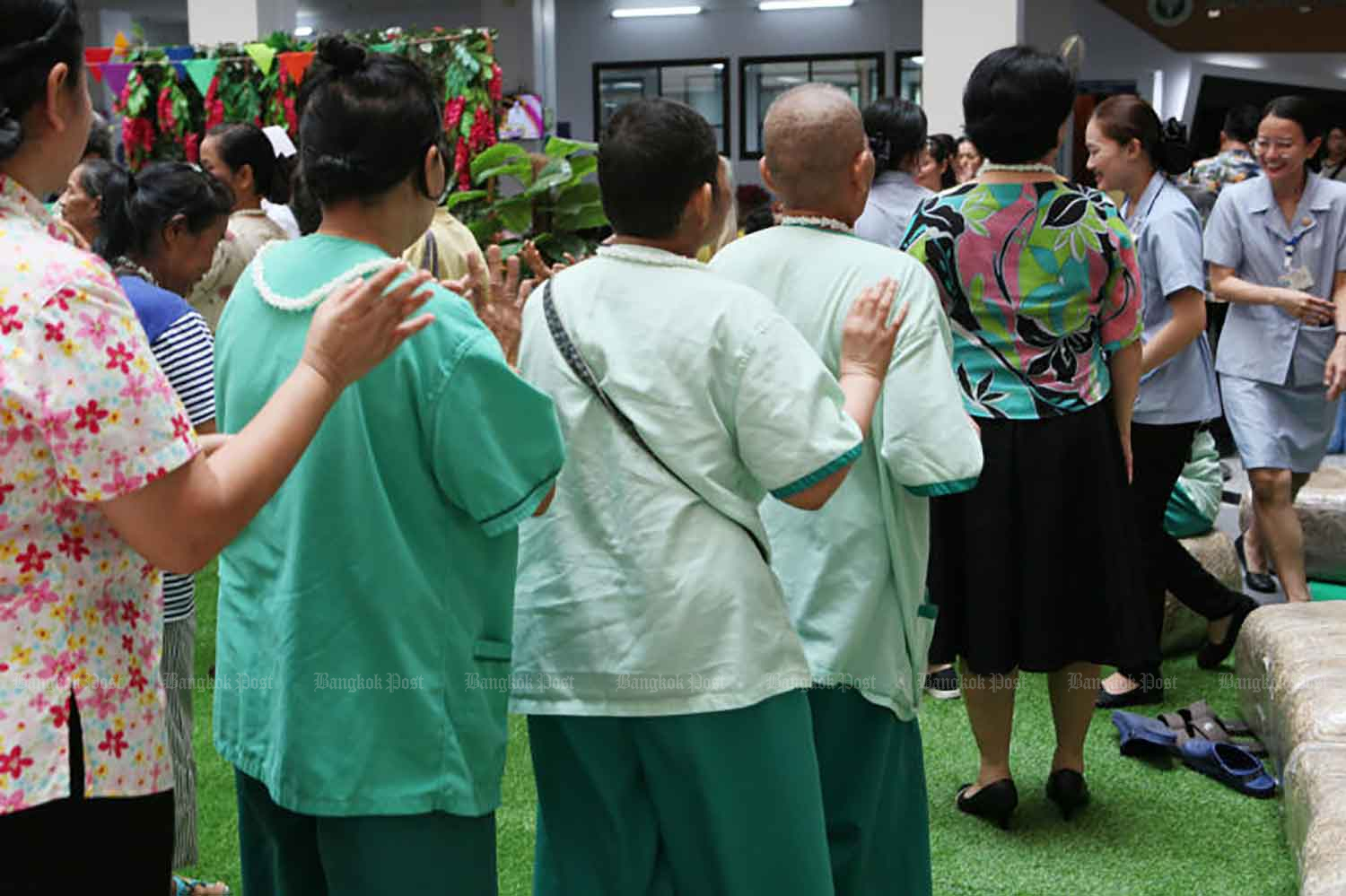 Программа борьбы с раком в любом месте "наносит ущерб больницам"