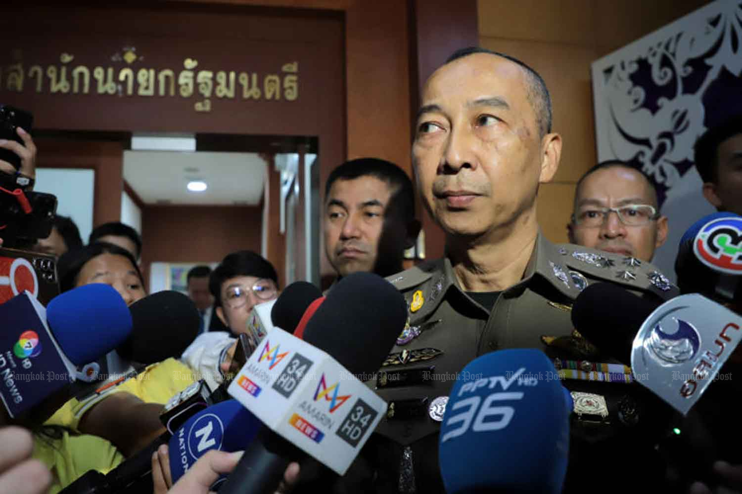 Расследование дела о взяточничестве в связи с предполагаемым доходом экс-начальника полиции от онлайн-гемблинга