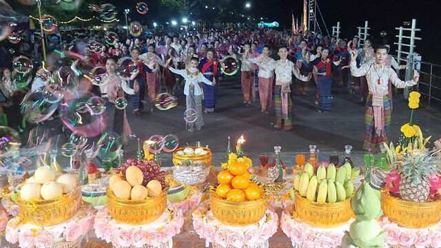 Ритуал Накхонпханом пробуждает надежду на лотерею со счастливым номером