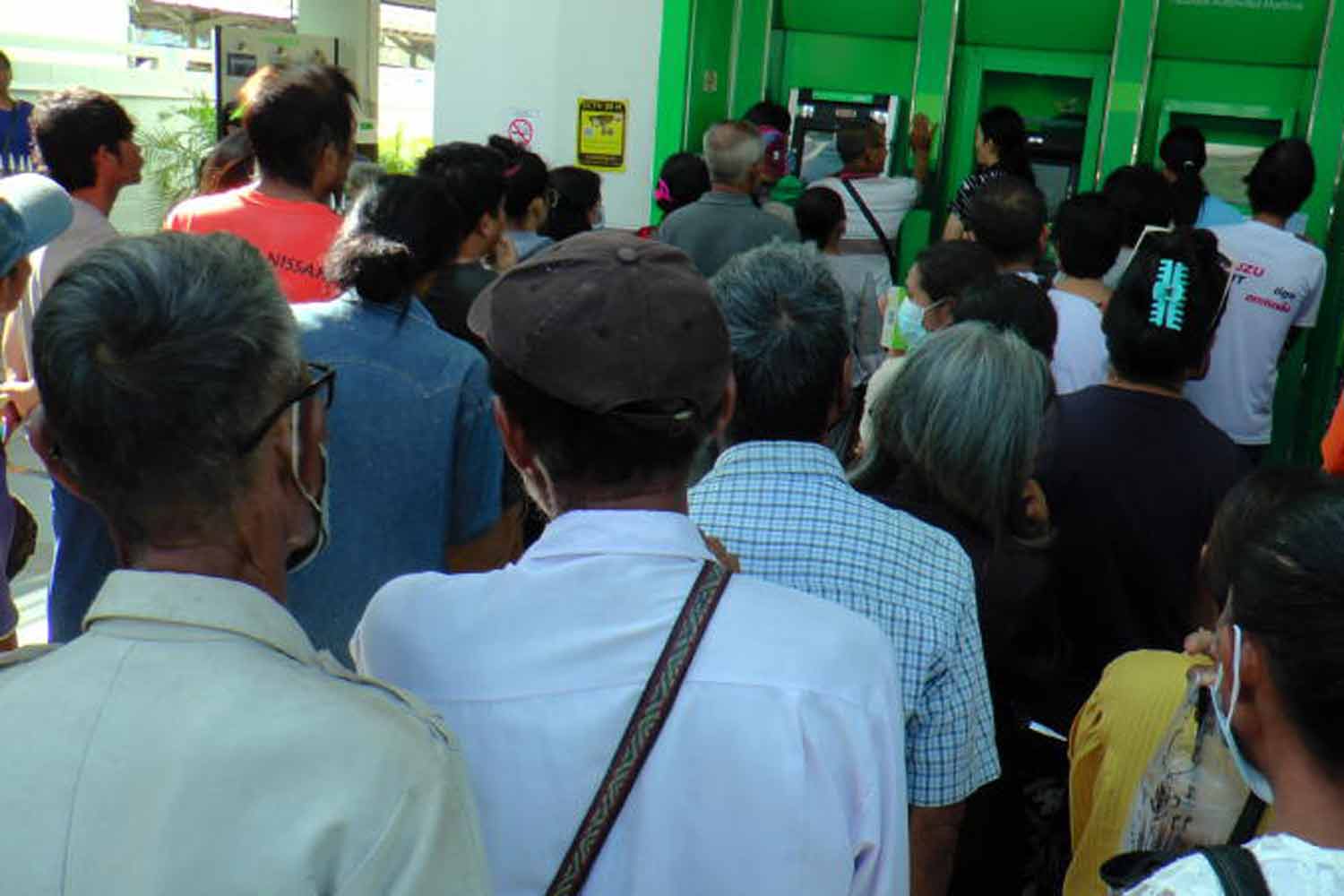 Суд отклонил жалобу на раздаточную политику премьер-министра