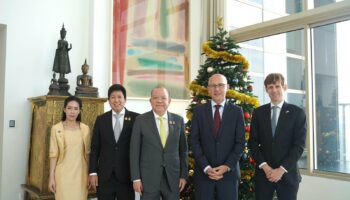 Таиланд и Великобритания обсуждают торговлю, изучают возможности соглашения о свободной торговле