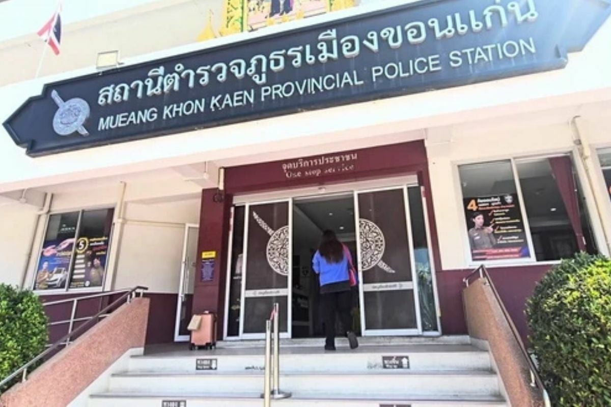 Тайская женщина разоблачает непристойные домогательства работодателя, откровенные сообщения