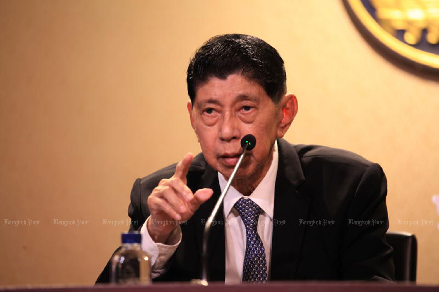 Экс-лидер ДПМ предлагает пропустить референдум