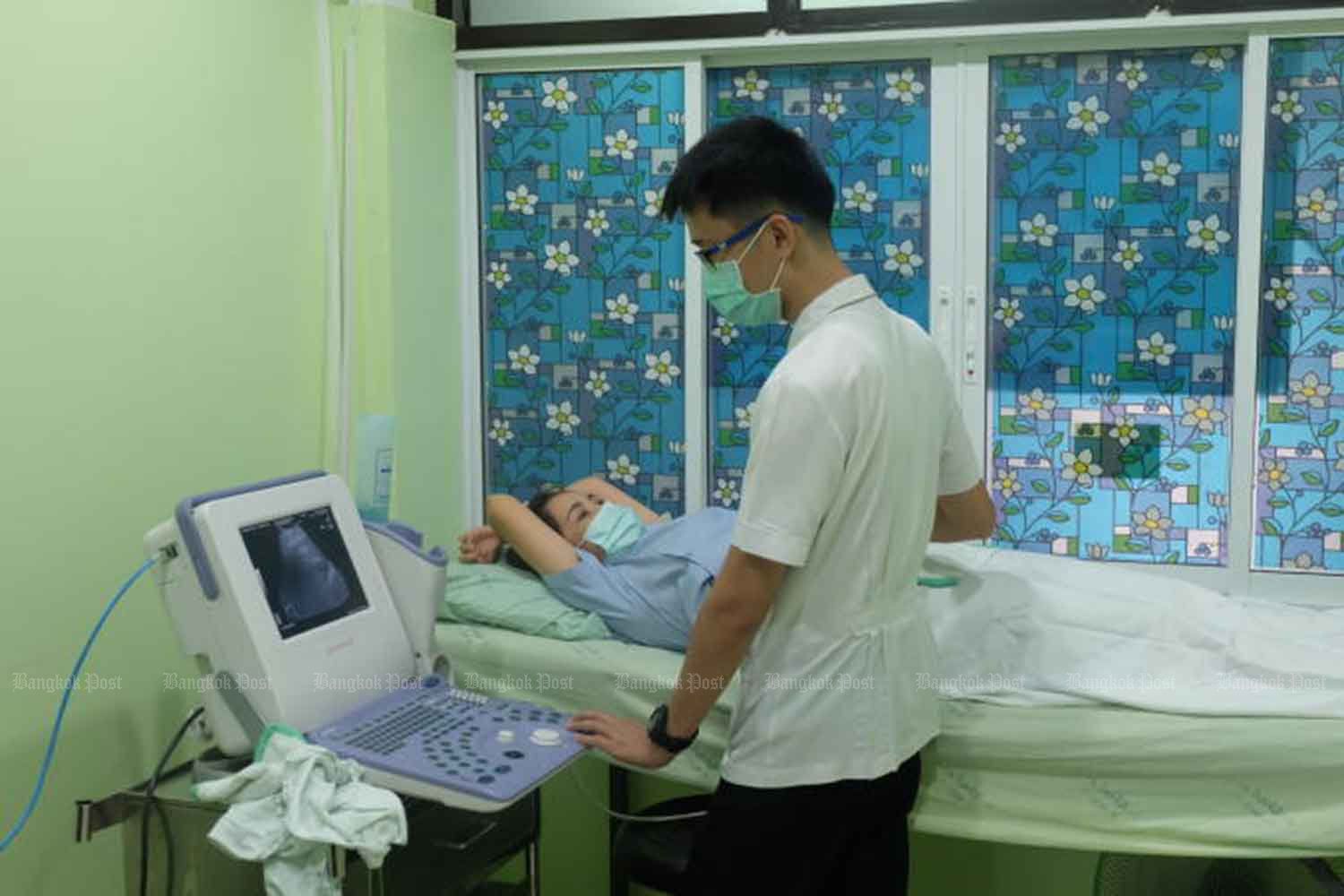 NHSO попросили разобраться с огромным наплывом больных раком