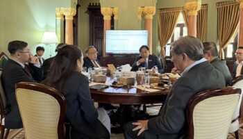 Taxing times: Премьер-министр Таиланда отменил повышение НДС после протестов общественности