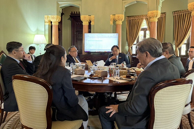 Taxing times: Премьер-министр Таиланда отменил повышение НДС после протестов общественности