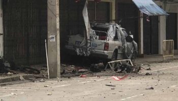 В результате взрыва бомбы возле полицейского участка ранены 6 рейнджеров