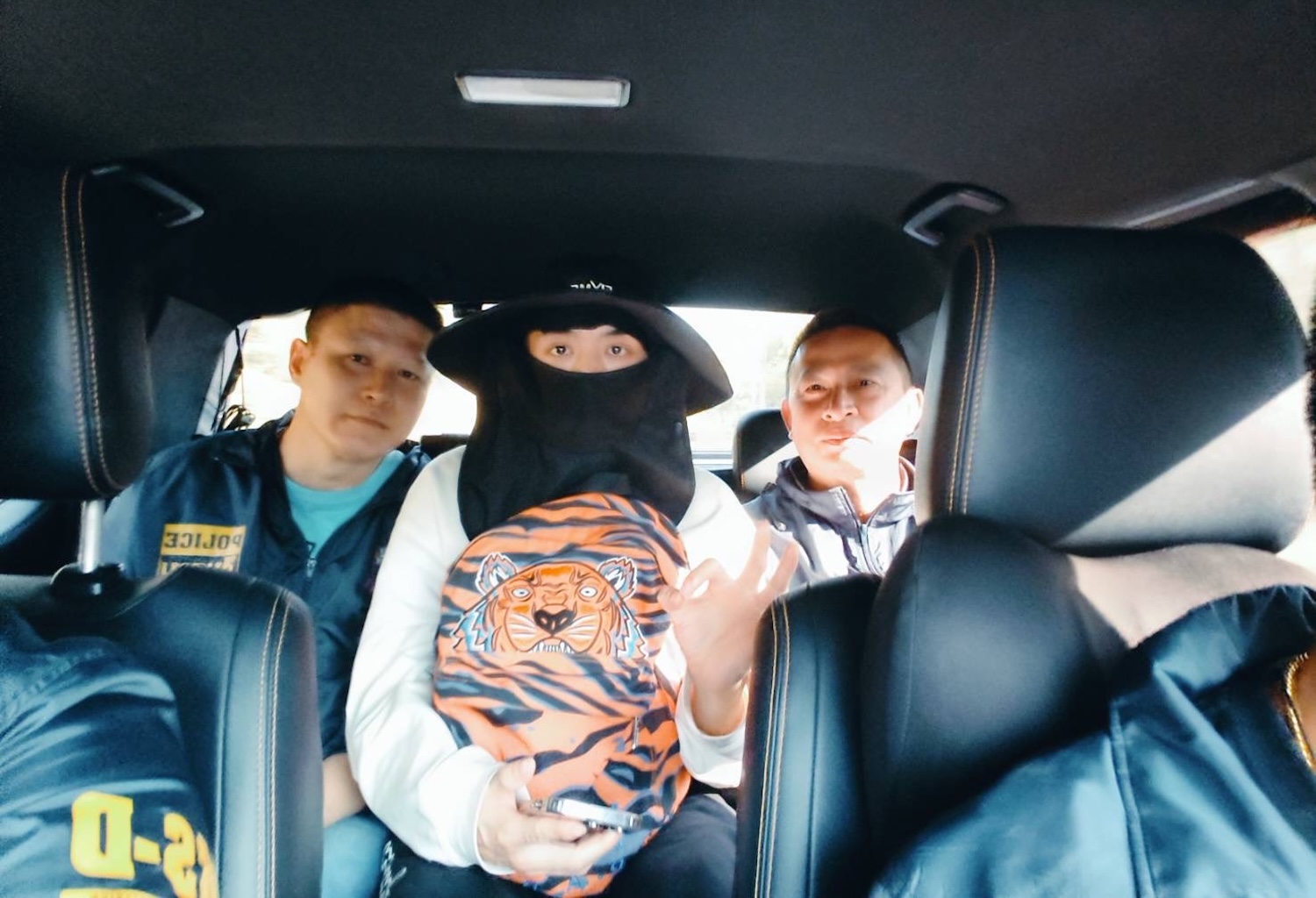 Китай обещает воссоединить жертв мошенничества с семьями