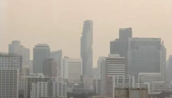Министр запускает чрезвычайный план, поскольку Таиланд задыхается от смертоносной пыли