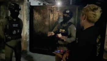 Пассажир отказался оплатить полную стоимость проезда в споре о такси в Аюттхае (видео)