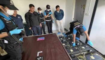 Полицейский рейд выявил мошенничество с sim-картами в квартире в Бангкоке