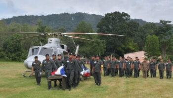 Полиция разыскивает дуэт, причастный к взрыву, в результате которого погибли два офицера