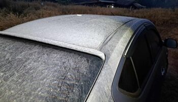 Предупреждение о заморозках: в Пхетчабуне похолодало до -3 градусов по Цельсию