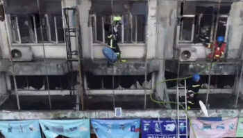 Семья из четырех человек погибла при пожаре в Супханбури