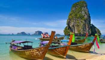 Туристический поток в Таиланд стремительно растет: в начале 2025 года его посетят 1,3 миллиона человек