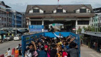 200 мигрантов из Мьянмы отправлены домой в рамках программы репатриации в Таиланд