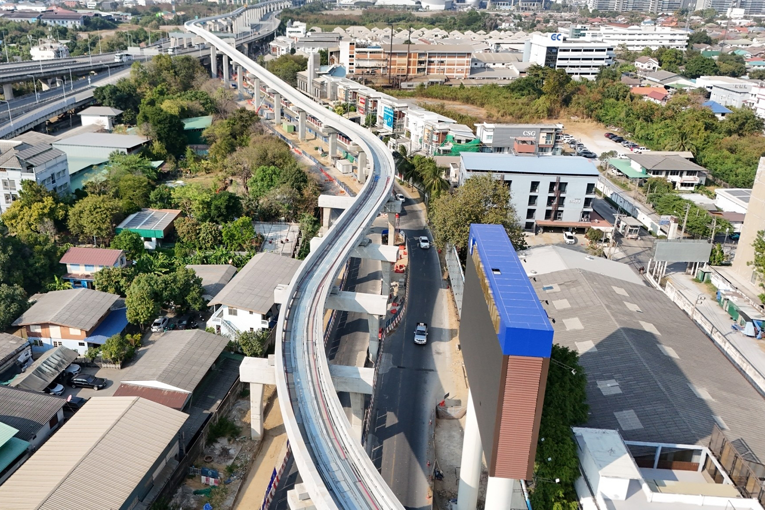 В июне в Бангкоке пройдет тестовый запуск монорельсовой дороги с бесплатными поездками