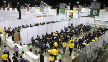 В Сенате Таиланда произошел раскол из-за расследования DSI о выборах