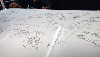 Восемь корейских учителей были пойманы на нелегальной работе