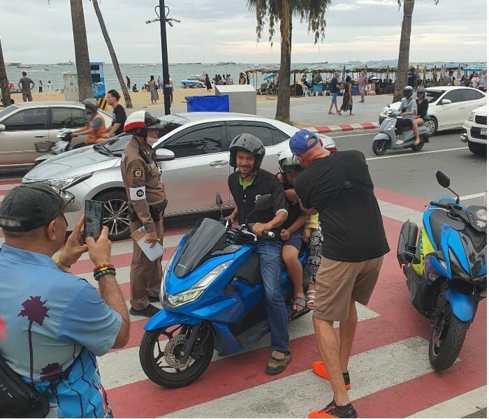 Герои Ducati и Helmet объединяются, чтобы защитить тайских детей