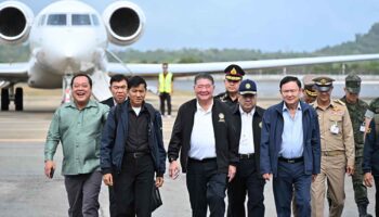 ДПМ поддерживает Таксина в решении проблемы Юга