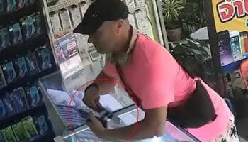 Иностранец украл iPhone стоимостью почти 60 000 бат из магазина на Пхукете