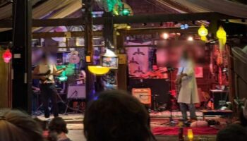 Иностранные музыканты и владелец бара депортированы после иммиграционного рейда в Пай